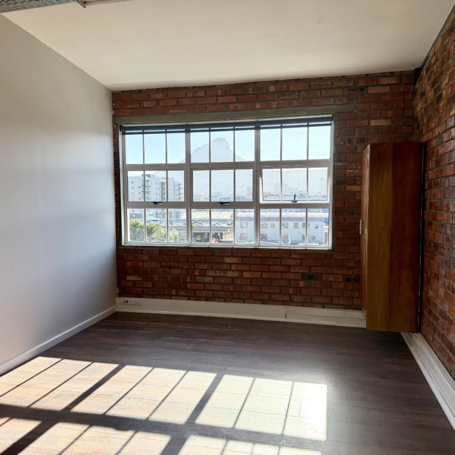 To Let 3 Bedroom Property for Rent in Zonnebloem Western Cape